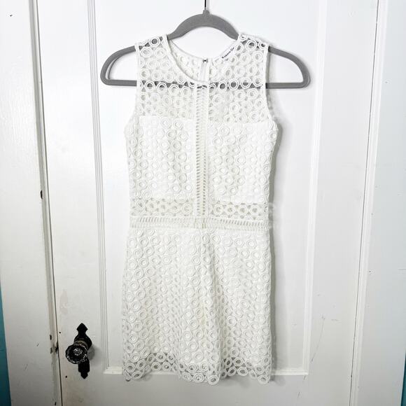 Karina Grimaldi Felix Crochet White Eyelet Jumpsuit Style 6407 Size XS Peekaboo - Picture 2 of 12